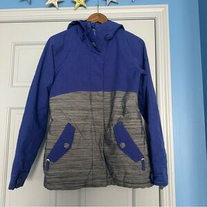 Roxy size small ski / winter jacket. Violet and grey.